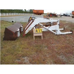 Loader to fit 460 IH