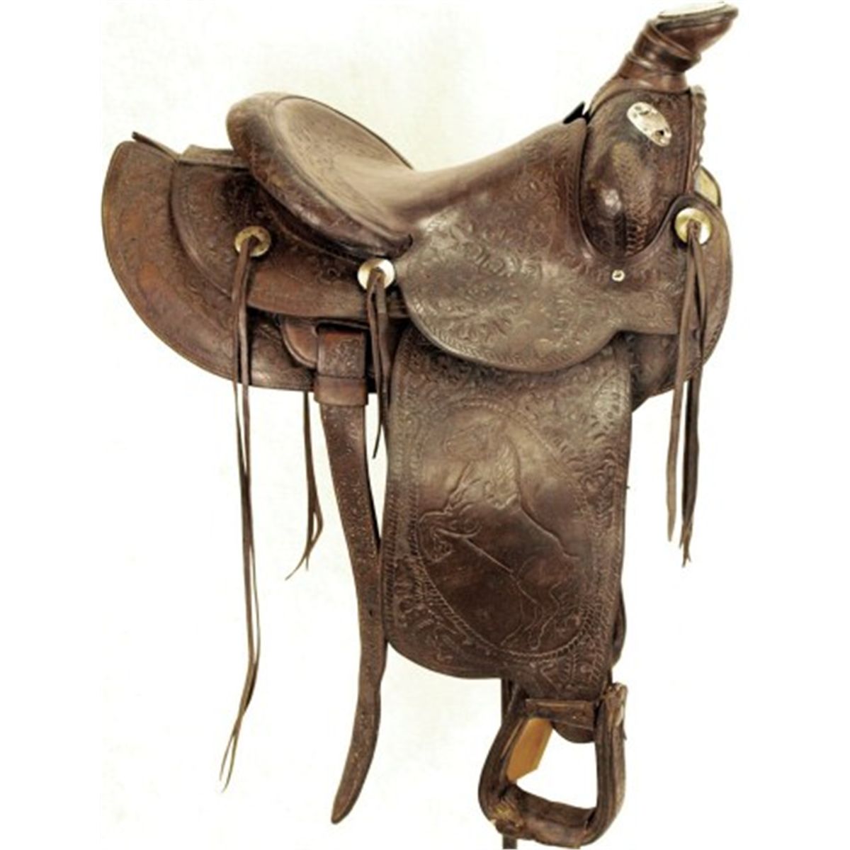 Round skirt saddle stamped Lewiston Saddle Co.