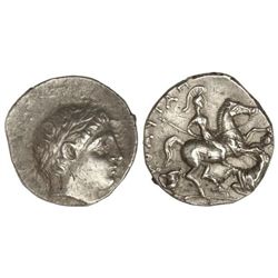 Tetradracma. 340-315 a.C. PATRAOS. Anv.: Cabeza de Apolo laureada a derecha. Rev.: Guerrero a caball