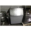 Image 1 : STAINLESS STEEL ICE MAKER HOPPER