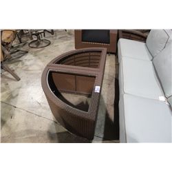 4 PEICE BROWN RATAN MODULAR COFFE TABLE/END TABLE