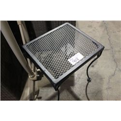 BLACK METAL MESH TOP END TABLE