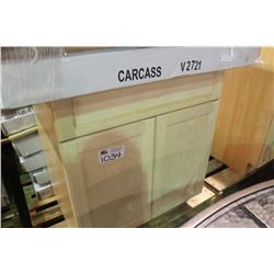 3 DOOR 27 X 21 MAPLE FRONT DOOR CABINET