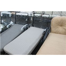 BLACK SCROLL BACK METAL MOBILE LOUNGE CHAIR