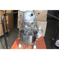 SPAR TABLE TOP MIXER WITH 3 ATTACHEMENTS