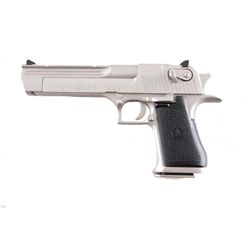 Magnum Research Mark XIX Desert Eagle Cal .44mag SN:36201967, Gas operated single action 8 shot semi