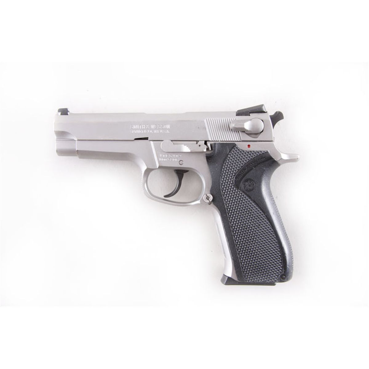 Smith & Wesson Mdl 5906 Cal 9mm SNVDE5409 Double action semiauto
