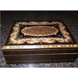 Magnificentlly detailed Vintage Italian Handcrafted Inlayed Wooden Trinket Box,