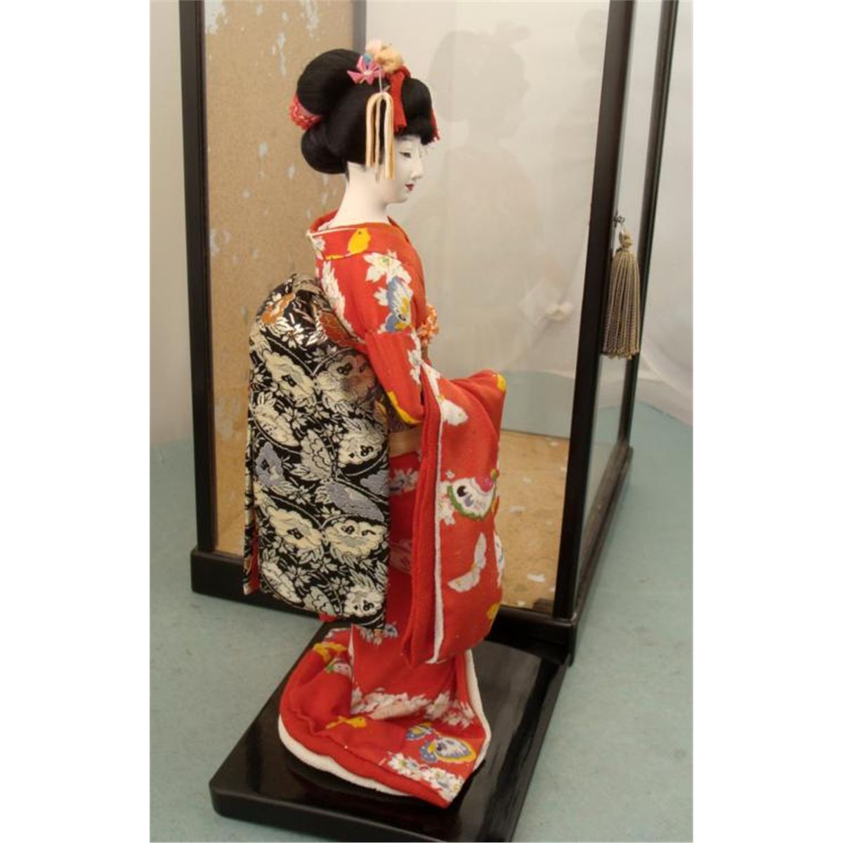 vintage japanese doll in glass case