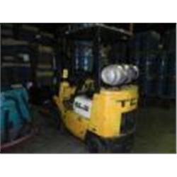 TCM 2,800 LB. CAPACITY SIT DOWN PROPANE FORK