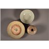Image 2 : Set of 3 Ming Dynasty Blue & White Bowls and Jar