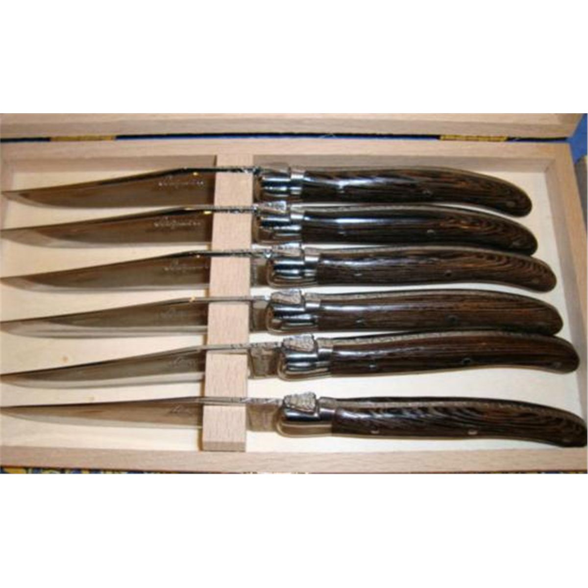 Set 6 authentic French Laguiole steak knives wengewood