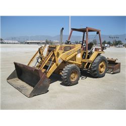 1992 Case 480F LL 4x4 Skip Loader