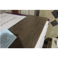 QUALIFLOR FRANCESCA EUCALYPTUS-TASCO SPICE HAND