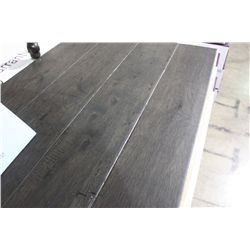 QUALIFLOR FRANCESCA EUCALYPTUS-KENNEWICK EBONY