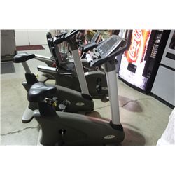 MATRIX UPRIGHT BIKE