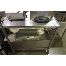 MOBILE STAINLESS STEEL TABLE
