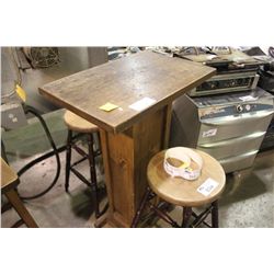 SMALL BAR TABLE