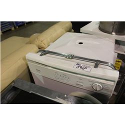 FRIGIDAIRE WHITE DISHWASHER