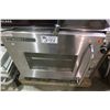 Image 1 : BAKERS PRIDE CONVECTION OVEN