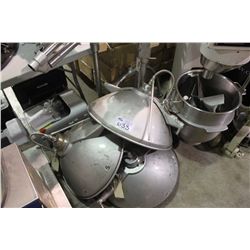 3 EXAMINATION LIGHTS