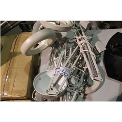 LOT OF MAGNIFINE WORK LIGHT