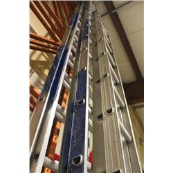 LARGE ALUMINUM EXTENSION LADDER