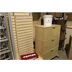 LOT OF MAPLE MIELE DISPLAY RACKS