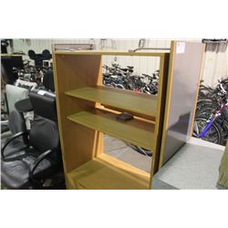 MAPLE SLIDING DOOR CABINET