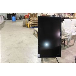 SAMSUNG 60' LCD TV WITH WALL MOUNT