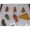 Image 2 : tray of asian items and coins (no tray)