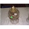 Image 1 : oil lamp