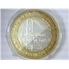 Image 2 : MCCARRAN AIRPORT CASINO $10 SILVER TOKEN