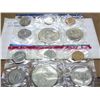 Image 2 : 1977 US MINT SET (UNC) P/D (WITH ENVELOPE)