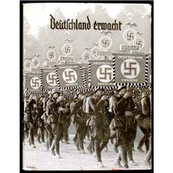 Cigarette Cards   1933 "Germany Awakened" Pho