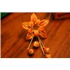 Image 1 : Costume Flower & Shells Necklace
