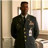 Image 7 : Denzel Washington Screen Worn Courage Under Fire Costume