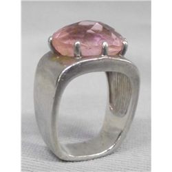 Sterling Silver Ring With Pink Stone Size 6