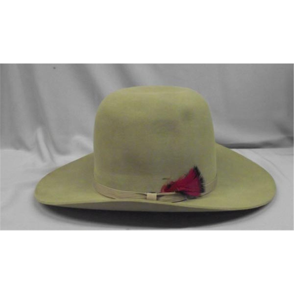 Cowboy Resistol Silver Belly Hat