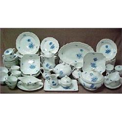 Ninety four piece set of Hutschenreuther