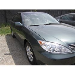2005 - TOYOTA CAMRY
