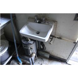HAND WASH SINK AND HEATER