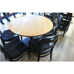 ROUND OAK RESTAURANT TABLE