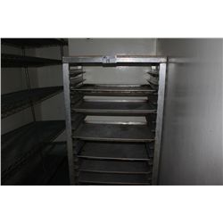 PASTRY RACK