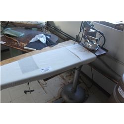 IRONING TABLE WITH IRON