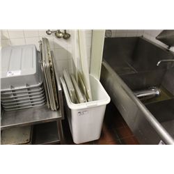BIN WITH CUTTING BOARDS