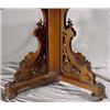 Image 2 : Fine Victorian Carved Walnut Center Table