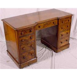 Walnut Kneehole Desk of Very Fine Quality, Ca. 1880