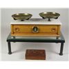 Image 1 : Oak & Marble Scales