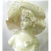 Image 3 : 19/20thc marble bust lady with a hat